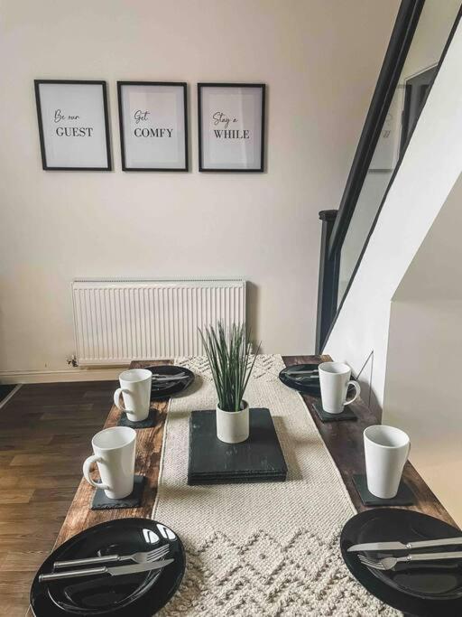 Comfortable Home In Bolton Farnworth Kültér fotó